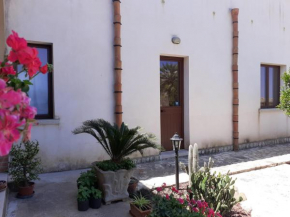 Отель Baglio Messina Vacanze  Кустоначи